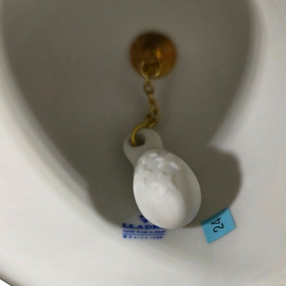 Vtg Lladró 1988 Porcelain Christmas Bell Ornament With Original Box & Card - Picture 4 of 5